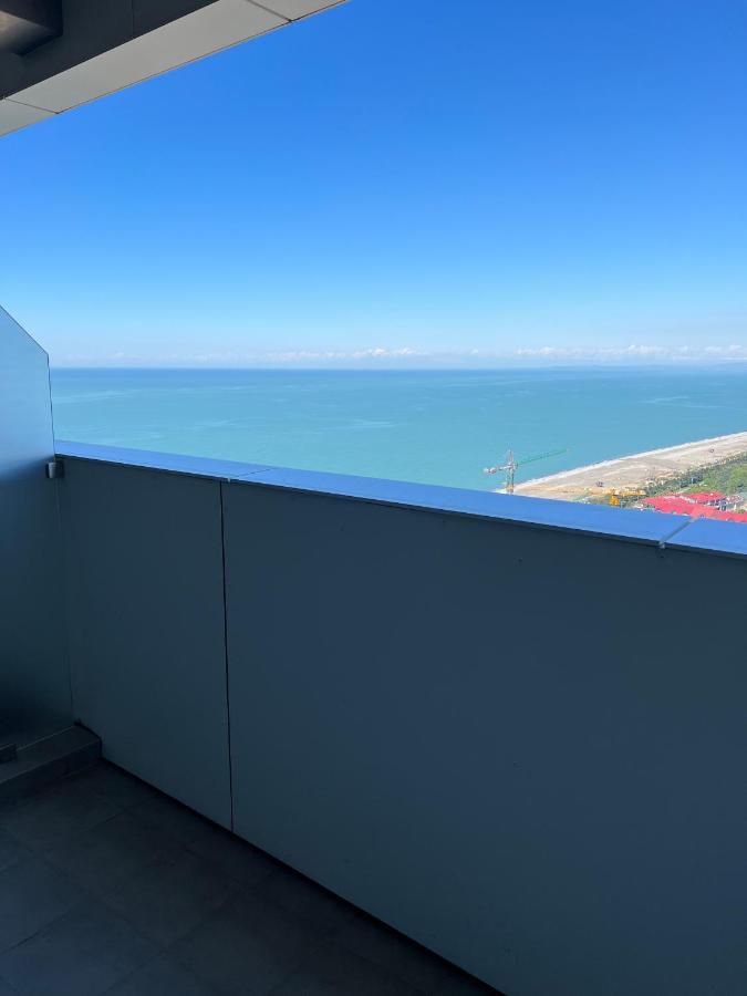 Apartments In Alliance Μπατούμι Εξωτερικό φωτογραφία