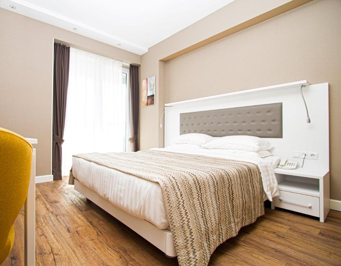 Apartments In Alliance Μπατούμι Εξωτερικό φωτογραφία